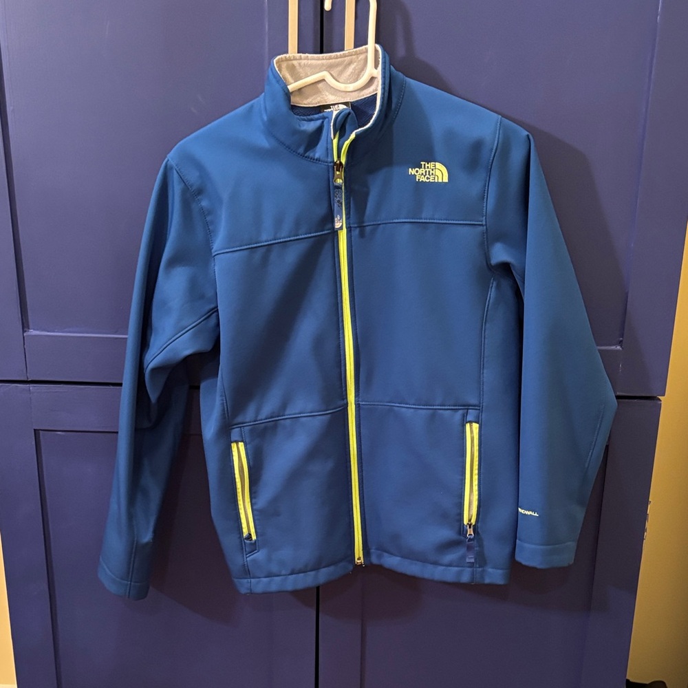 The North Face Boys Lightweight Jacket in Bright Blue with Neon Yellow Accents